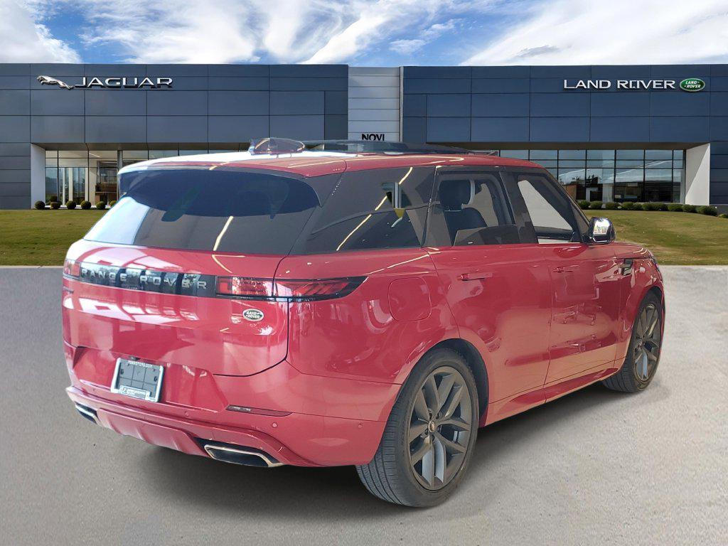 صورة 3 لـ 2023 LAND Rover RANGE ROVER SPORT SE