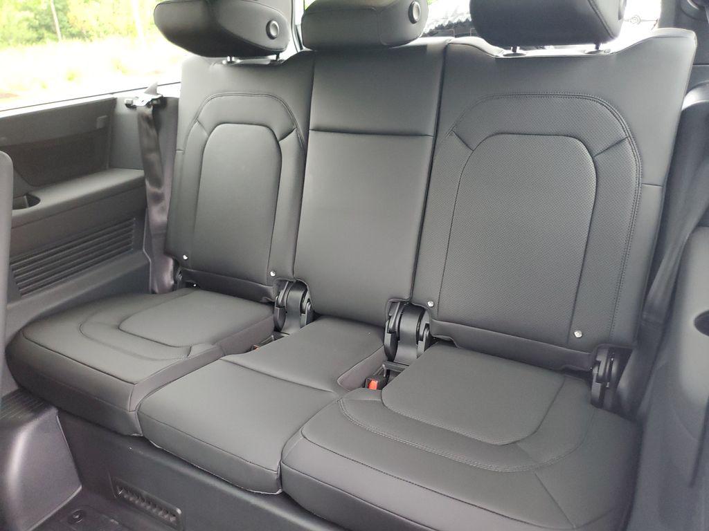 2026 LAND Rover DEFENDER P400 X-DYNAMIC SE 缩略图 30