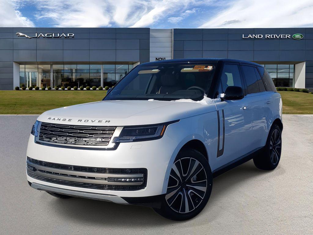 New 2026 Land Rover Range Rover P550e SE