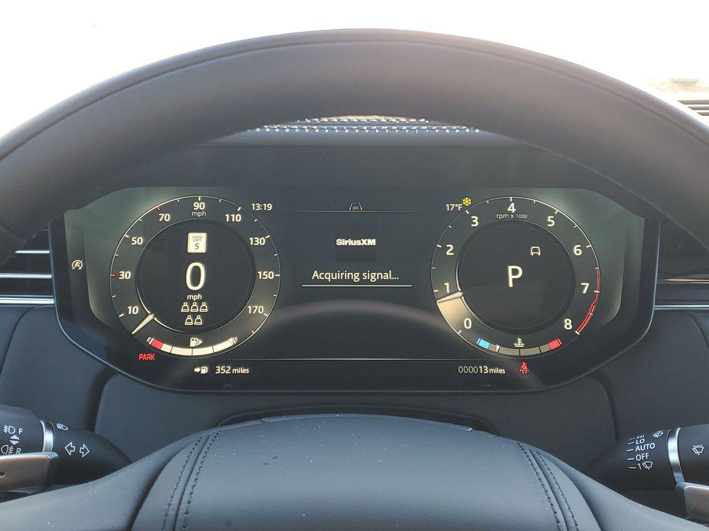2026 LAND Rover RANGE ROVER SE — миниатюра 18