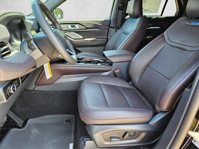 صورة 4 لـ 2026 FORD EXPLORER PLATINUM