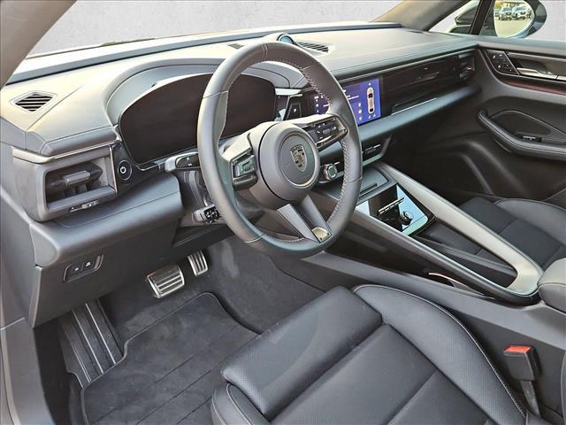 2025 Porsche MACAN MACAN ELECTRIC TURBO — фото 10
