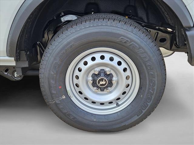 صورة 10 لـ 2026 FORD BRONCO BASE