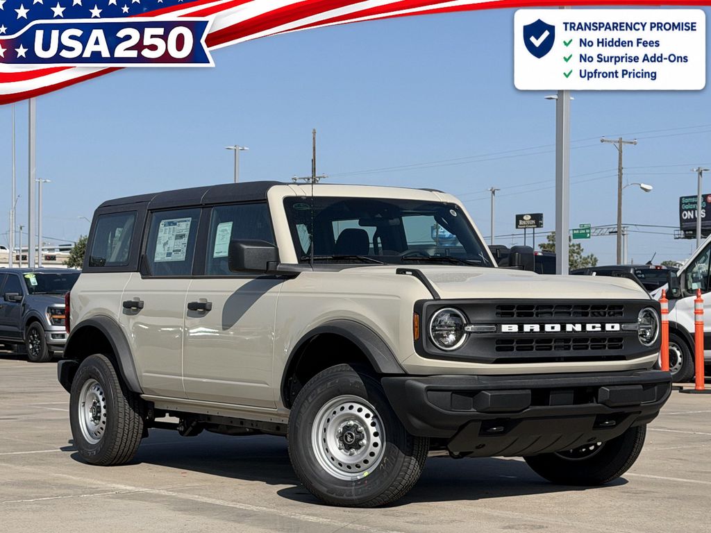 New 2026 Ford Bronco Base 4 Door 4x4