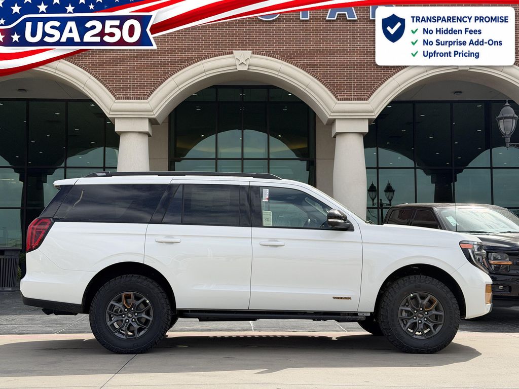 صورة 3 لـ 2026 FORD EXPEDITION TREMOR