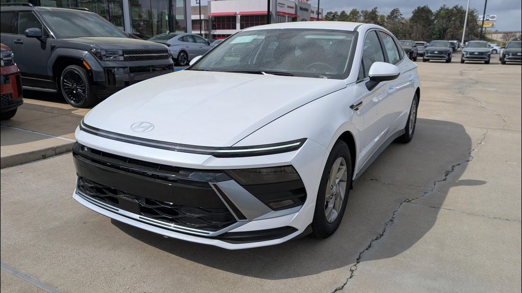 New 2026 Hyundai SONATA SE