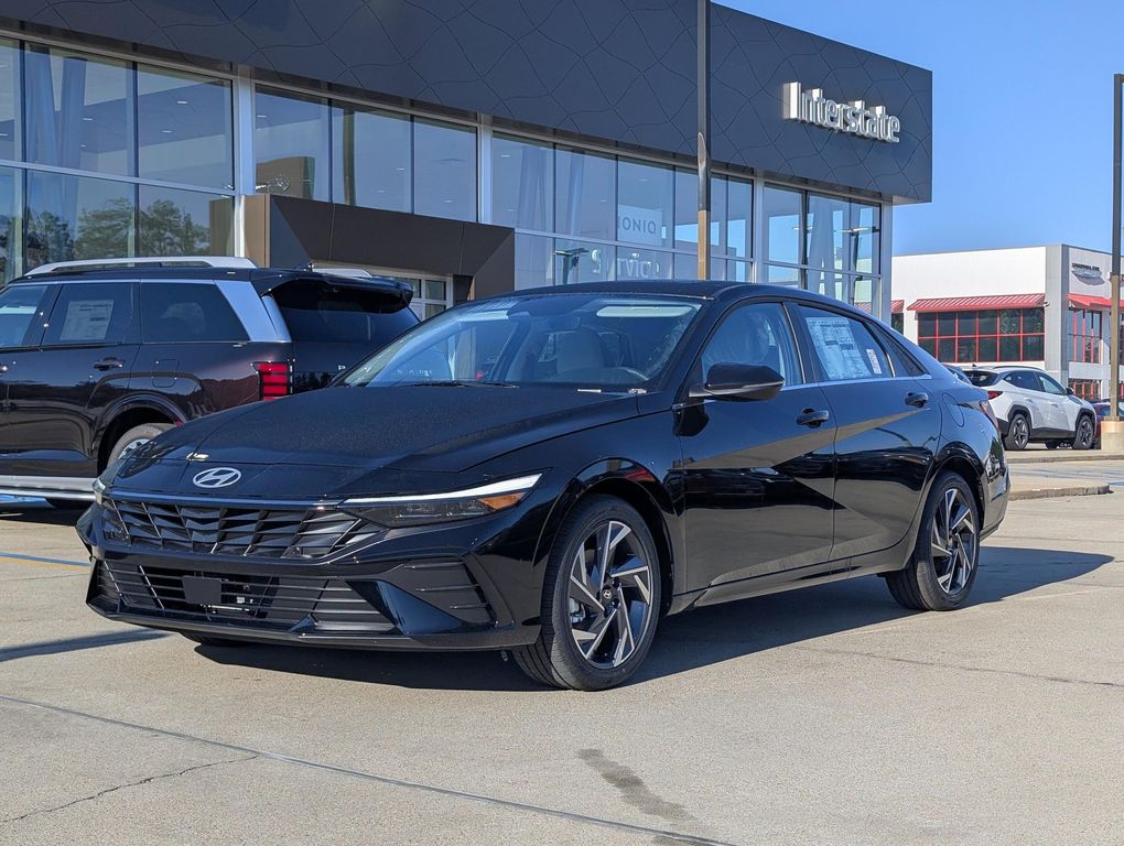 New 2026 Hyundai ELANTRA Limited