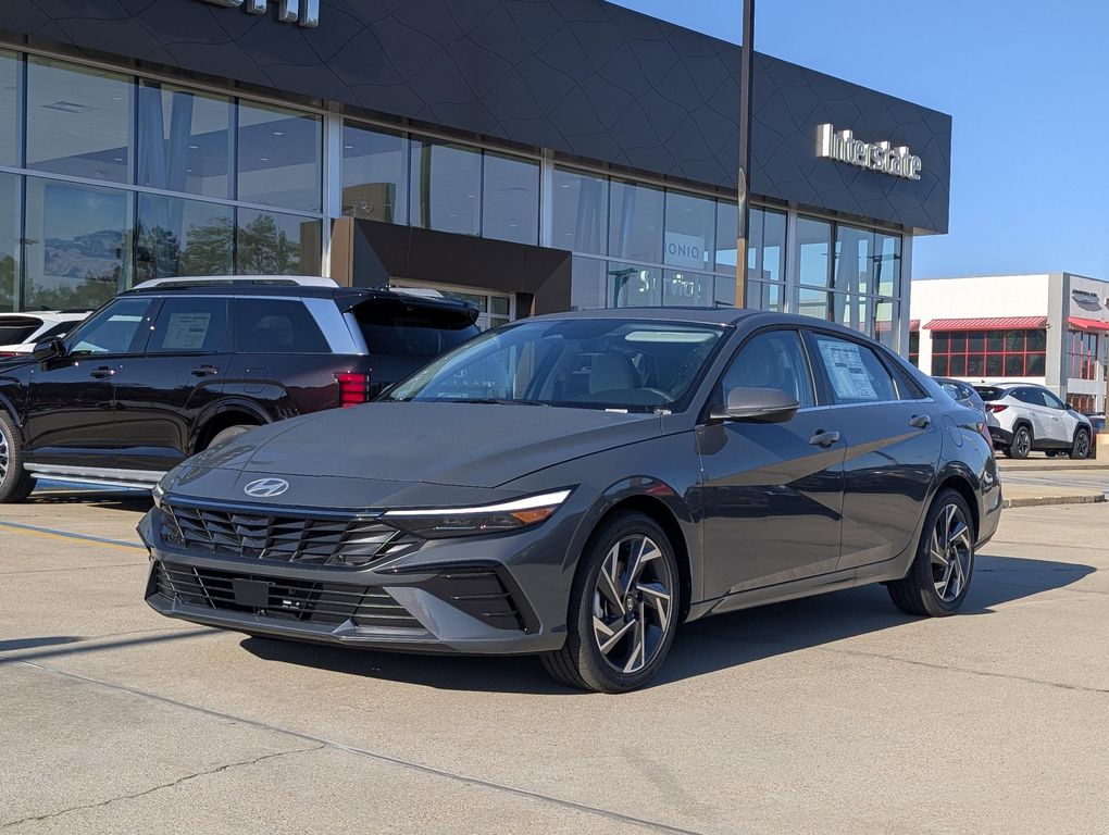 New 2026 Hyundai ELANTRA Limited
