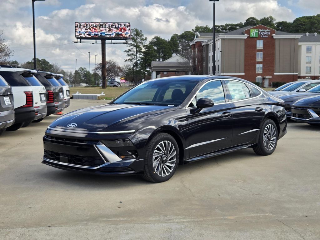 New 2026 Hyundai SONATA Hybrid SE