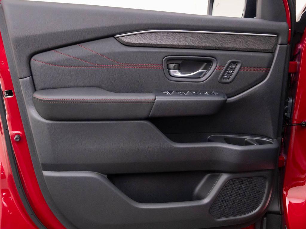 صورة مصغرة 15 لـ 2026 Honda PILOT BLACK EDITION