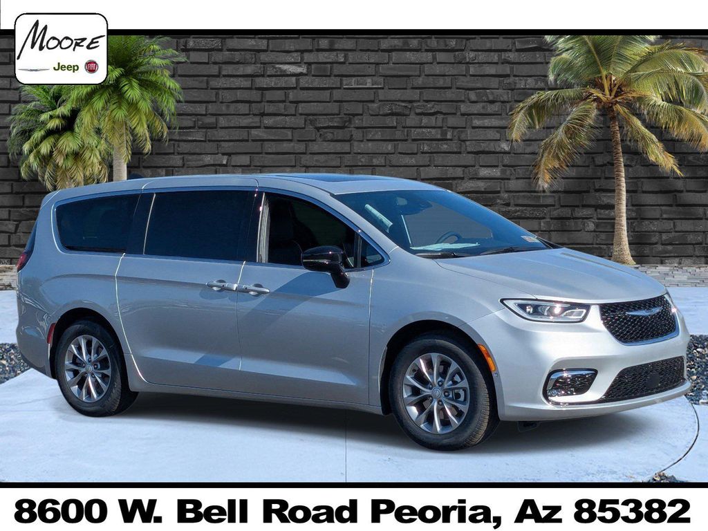 New 2026 Chrysler Pacifica Limited