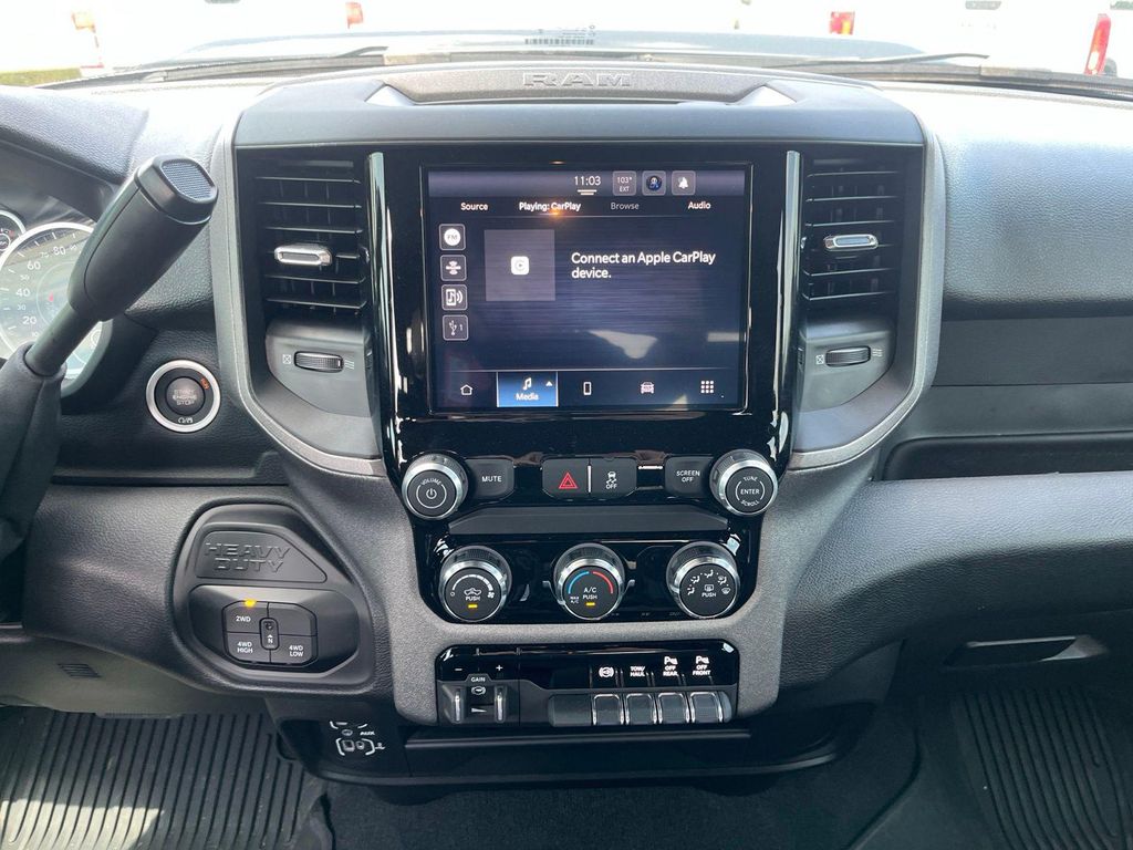 2026 RAM 2500 BLACK EXPRESS CREW CAB 4X4 8' BOX — миниатюра 10