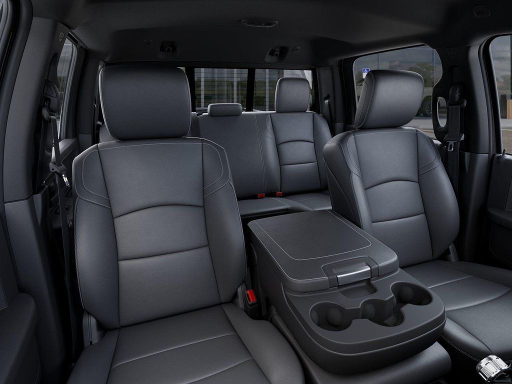 2026 RAM 2500 TRADESMAN CREW CAB 4X4 6'4' BOX — миниатюра 16