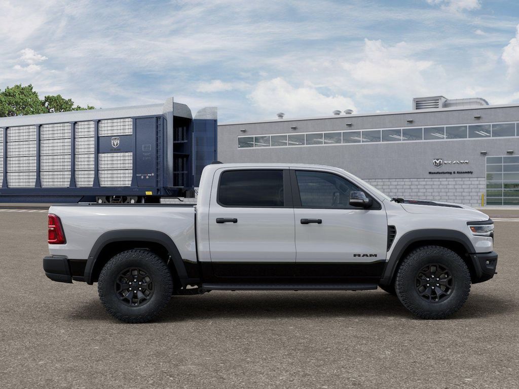 صورة مصغرة 21 لـ 2026 RAM 1500 RHO CREW CAB 4X4 5'7' BOX