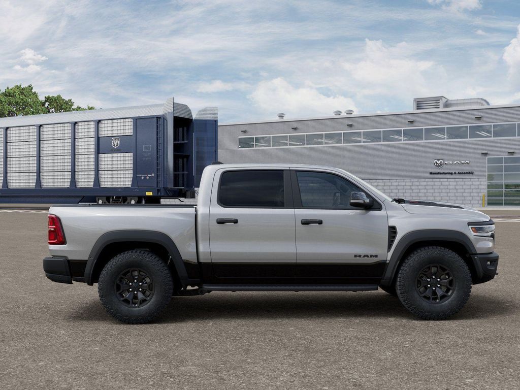 صورة مصغرة 21 لـ 2026 RAM 1500 RHO CREW CAB 4X4 5'7' BOX