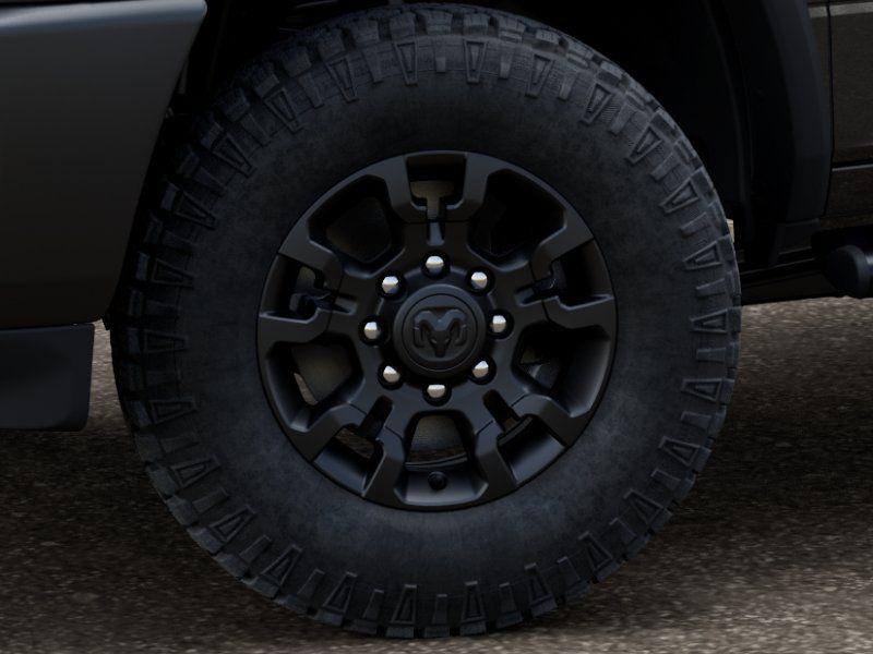 صورة 8 لـ 2026 RAM 2500 TRADESMAN CREW CAB 4X4 6'4' BOX
