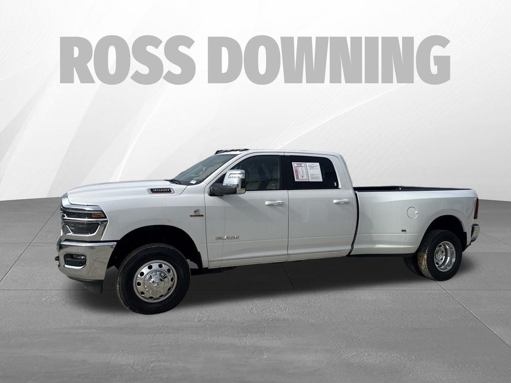صورة 2 لـ 2025 RAM 3500 LARAMIE CREW CAB 4X4 8' BOX