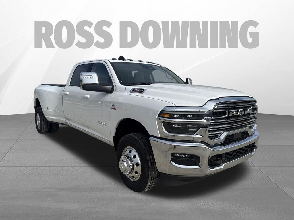 صورة 9 لـ 2025 RAM 3500 LARAMIE CREW CAB 4X4 8' BOX