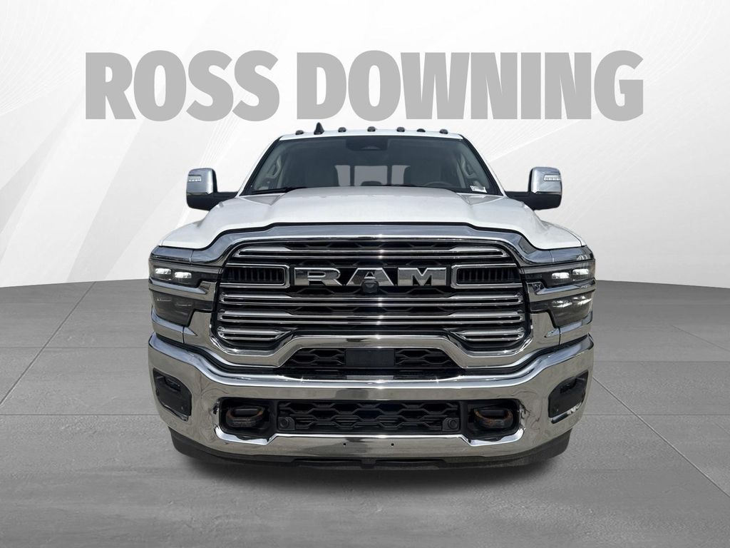 صورة 10 لـ 2025 RAM 3500 LARAMIE CREW CAB 4X4 8' BOX