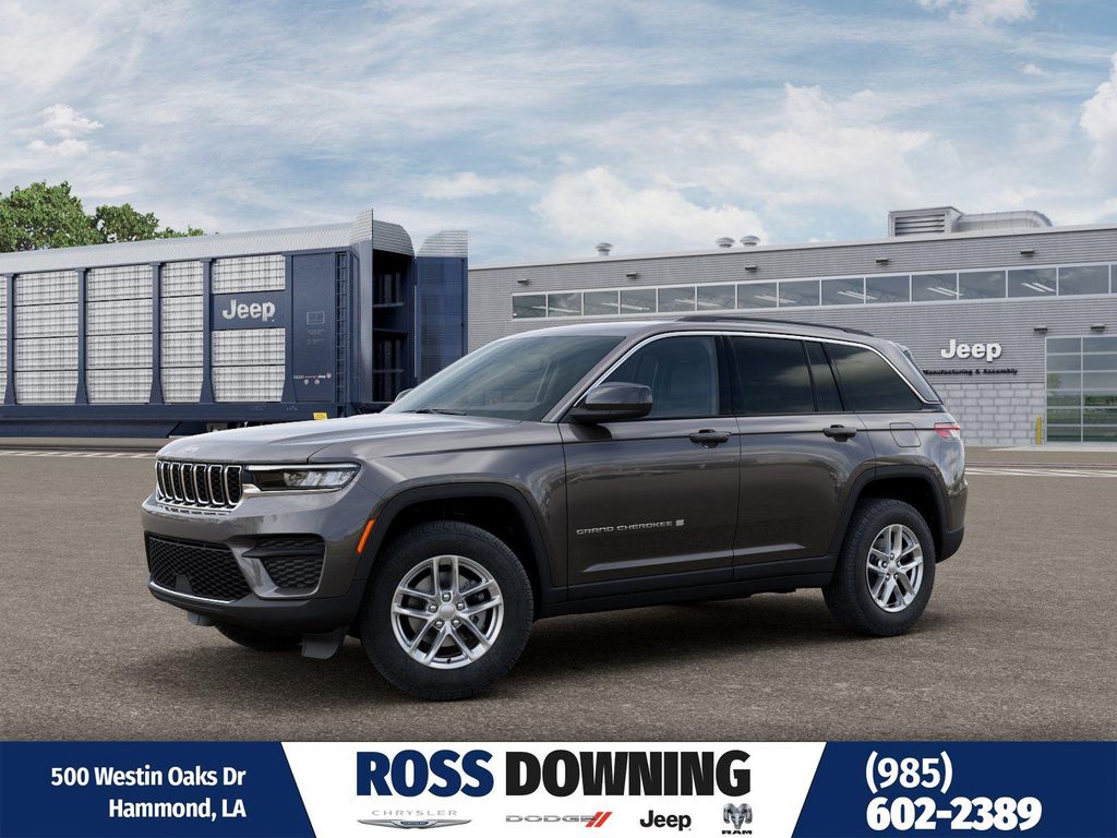 New 2026 Jeep Grand Cherokee Laredo