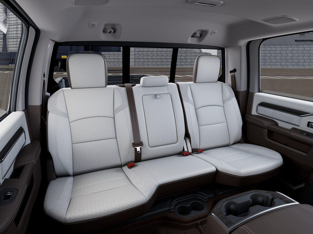 صورة مصغرة 15 لـ 2026 RAM 3500 LARAMIE CREW CAB 4X4 8' BOX