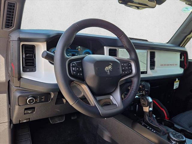 FORD BRONCO HERITAGE EDITION - 3