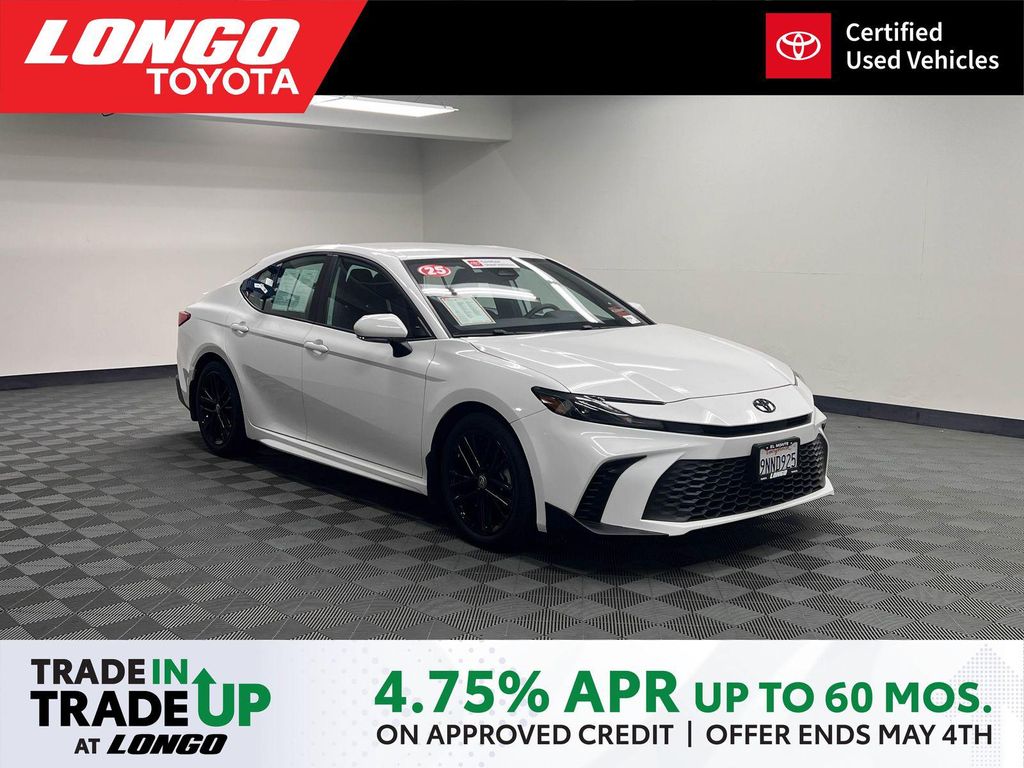 TOYOTA CAMRY - 1