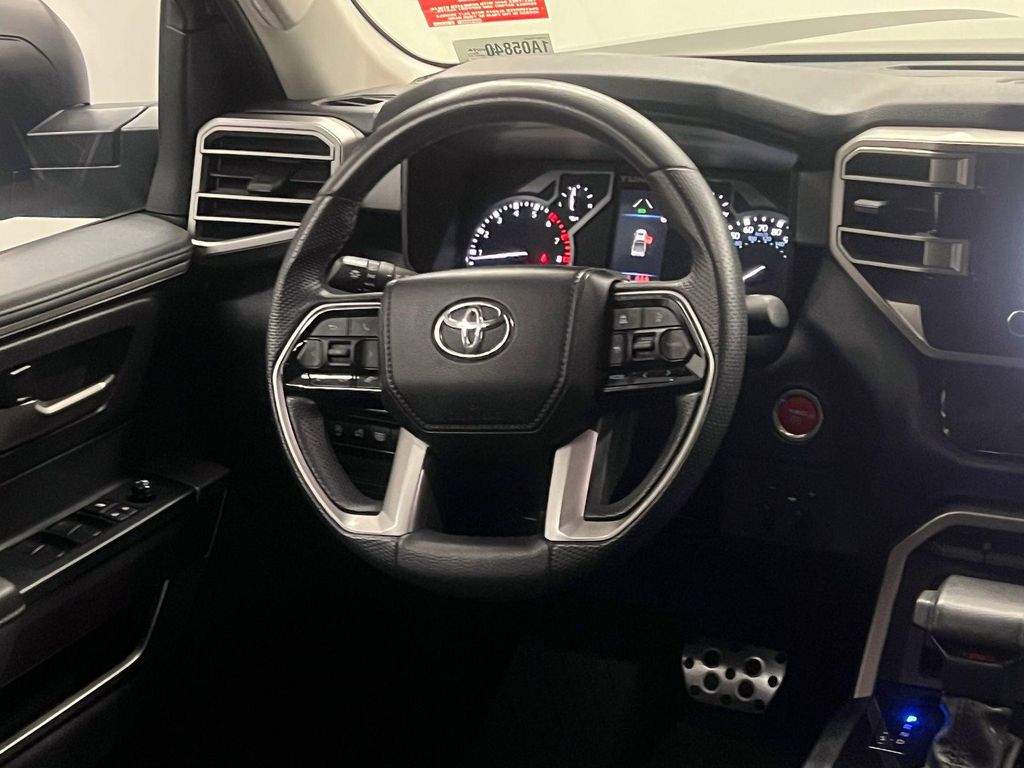 صورة مصغرة 14 لـ 2023 Toyota TUNDRA SR5