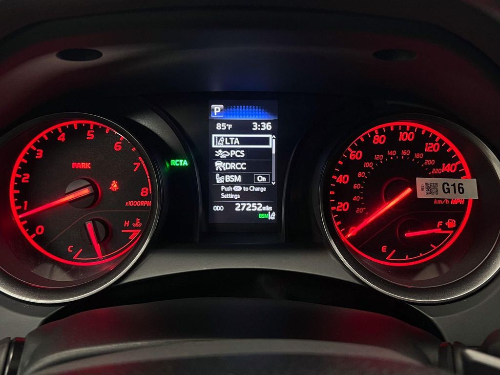 2021 Toyota CAMRY TRD 缩略图 19