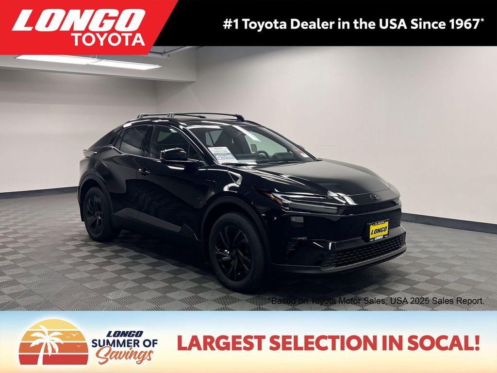 New 2026 Toyota C-HR SE