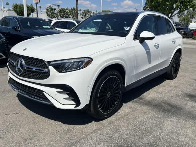 New 2026 Mercedes-Benz GLC 300 Base