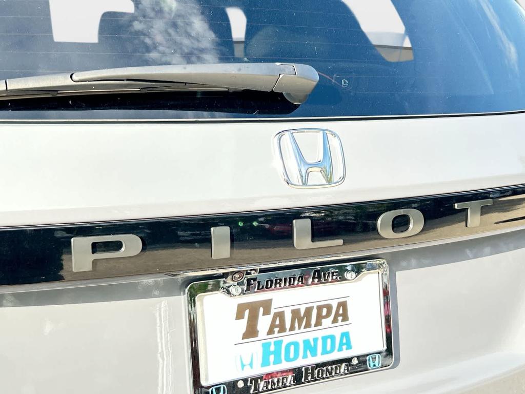 صورة 8 لـ 2026 Honda PILOT SPORT