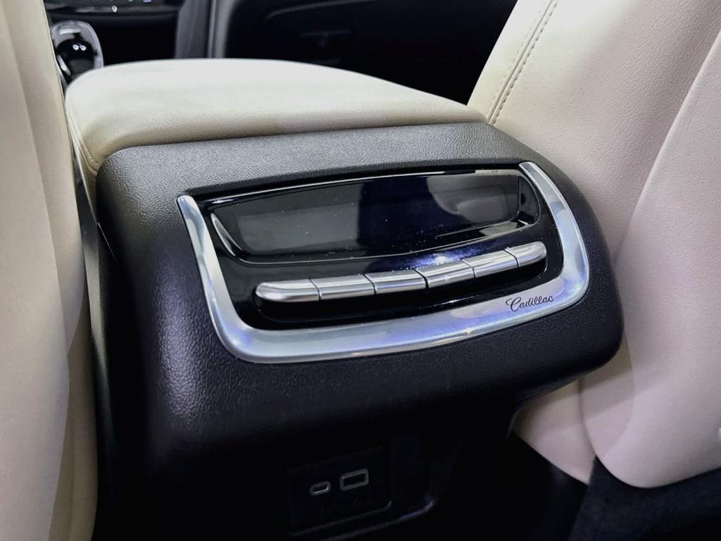 صورة مصغرة 13 لـ 2020 Cadillac XT6 SPORT AWD