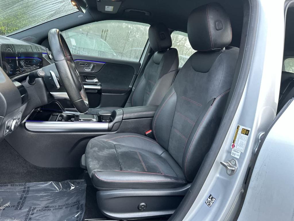 MERCEDES-BENZ GLA-CLASS AMG - 10