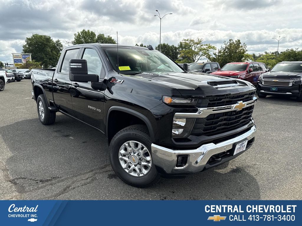 New 2026 Chevrolet Silverado 2500 LT