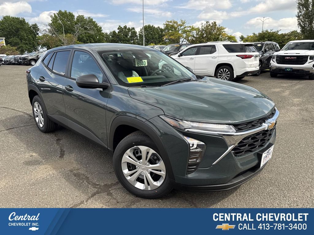 New 2026 Chevrolet Trax LS
