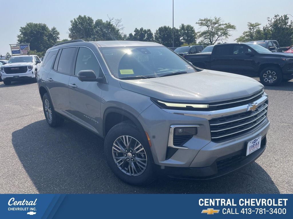 New 2027 Chevrolet Traverse LT