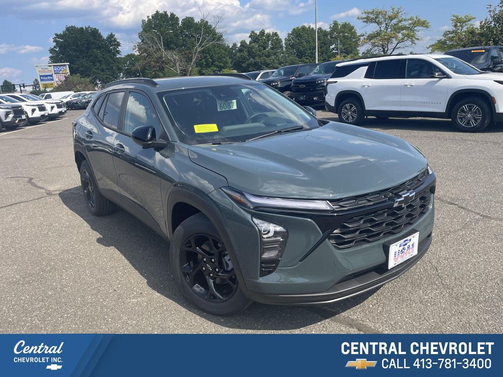 New 2026 Chevrolet Trax LT