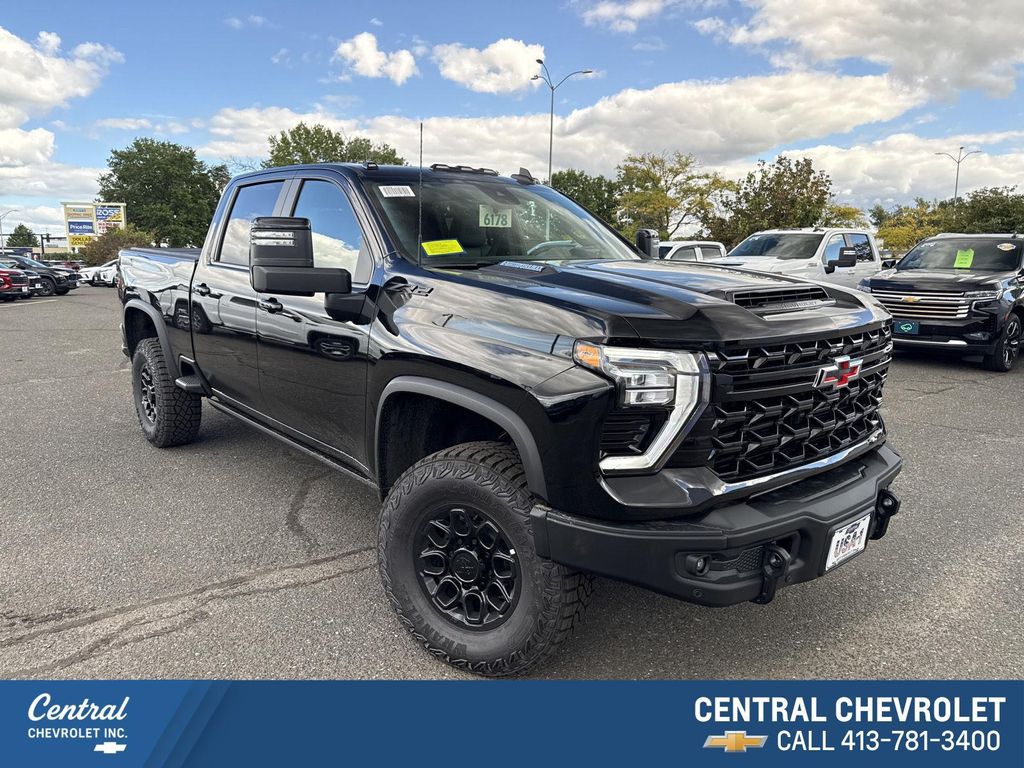 New 2026 Chevrolet Silverado 2500 Crew Cab, Standard Bed, XR2, 4WD