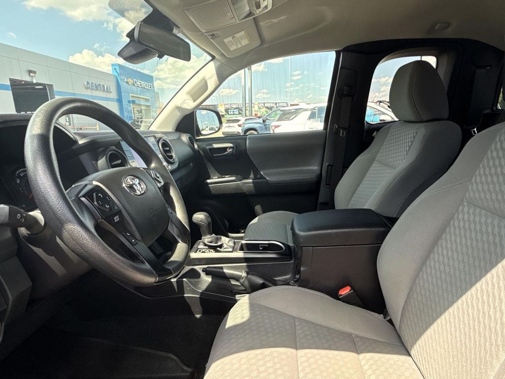 2022 Toyota TACOMA SR 照片 12