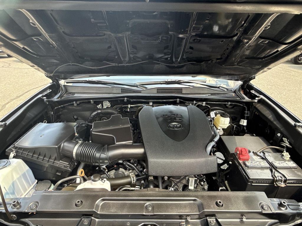 2022 Toyota TACOMA SR — миниатюра 27