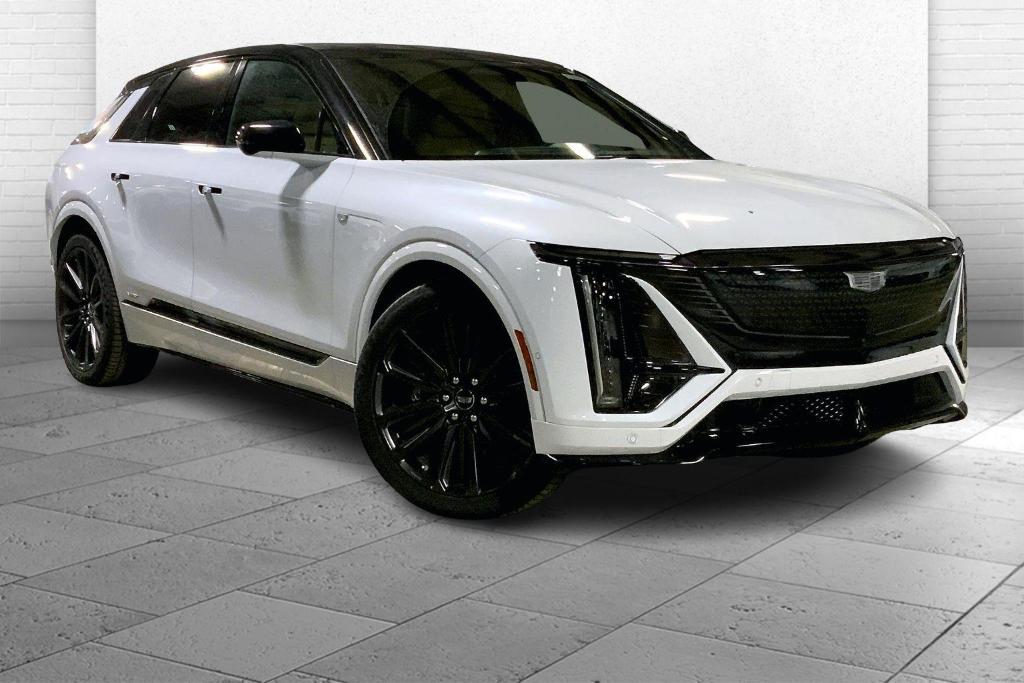 New 2026 Cadillac LYRIQ V Premium