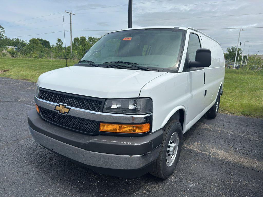 New 2026 Chevrolet Express 2500 LT