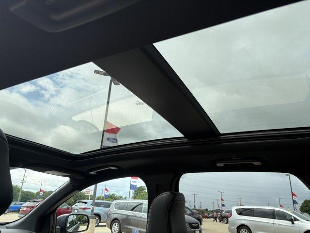 صورة 2 لـ 2024 FORD EDGE ST-LINE