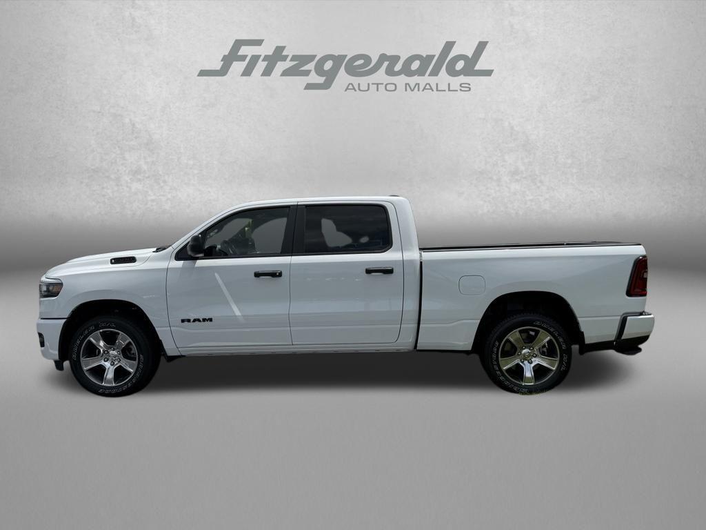 صورة مصغرة 18 لـ 2026 RAM 1500 EXPRESS
