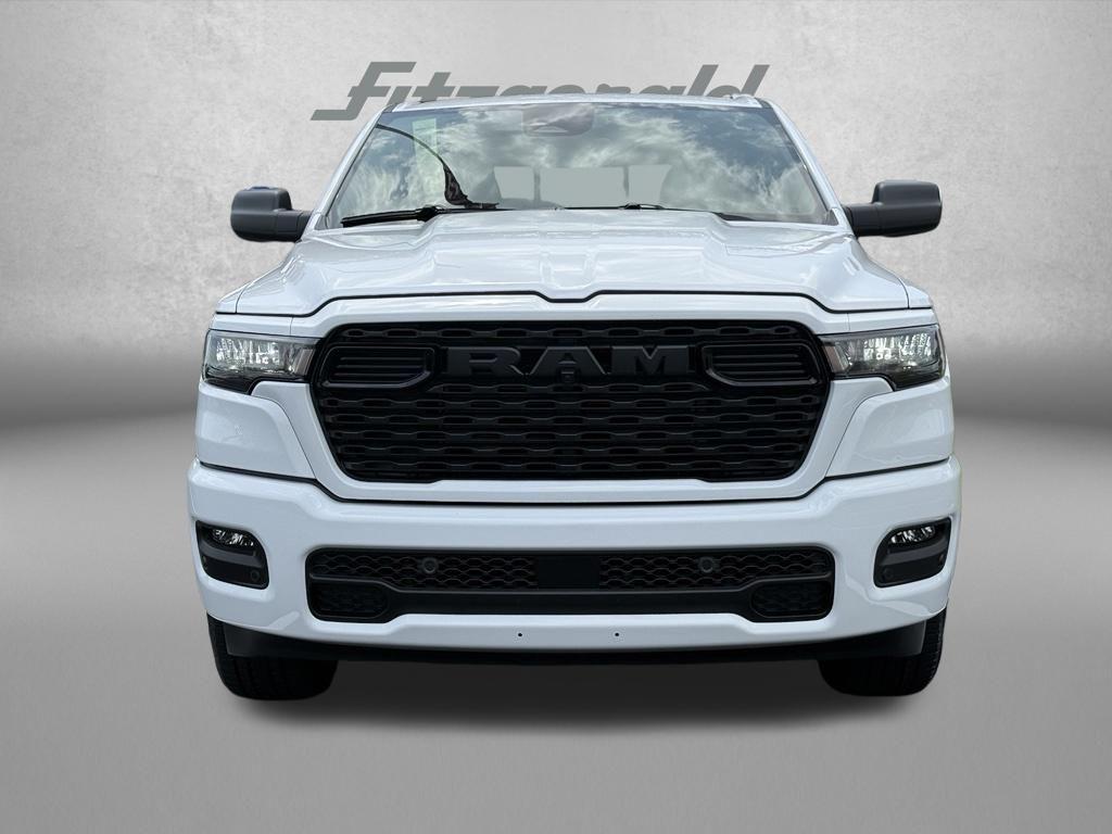 صورة 3 لـ 2026 RAM 1500 EXPRESS