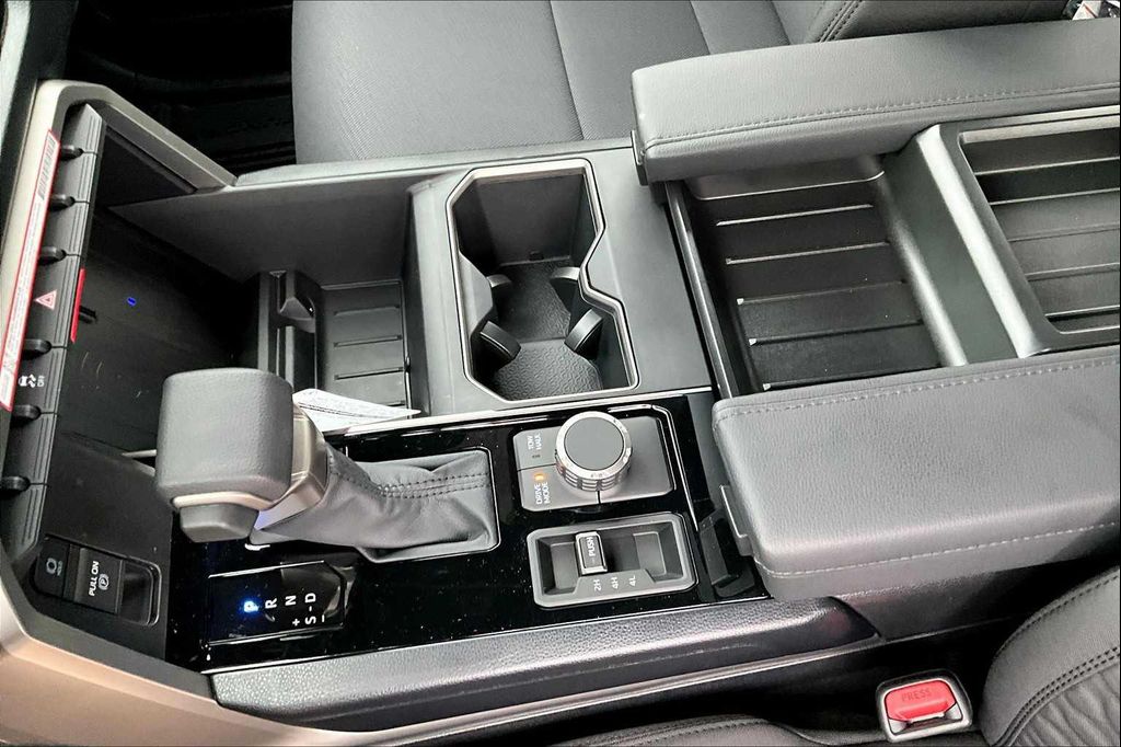 صورة مصغرة 7 لـ 2026 Toyota TUNDRA SR5