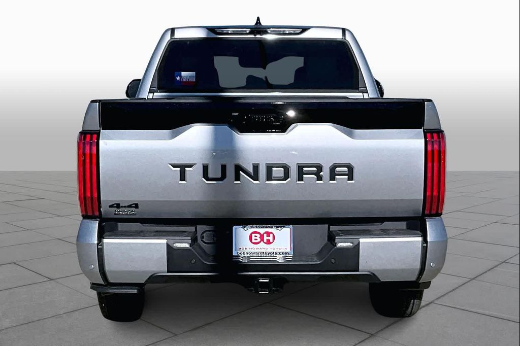 TOYOTA TUNDRA - 4