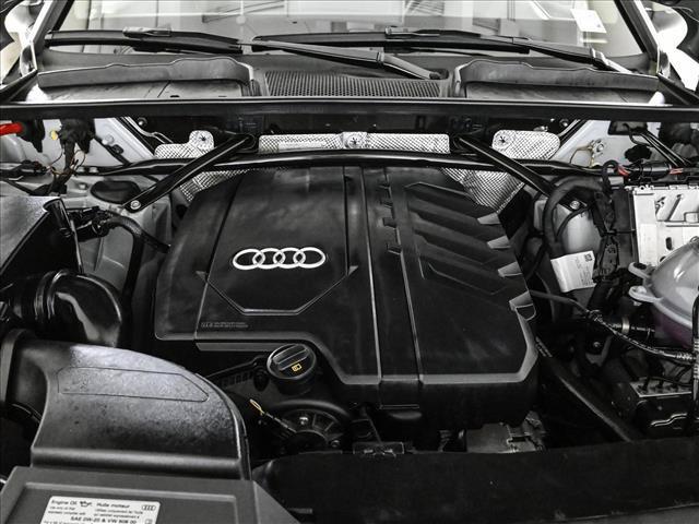 صورة مصغرة 24 لـ 2023 AUDI Q5 45 S LINE PREMIUM PLUS