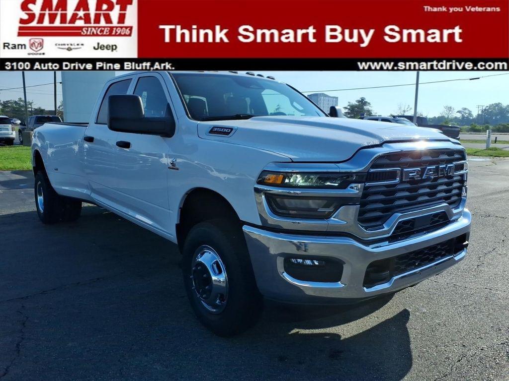 New 2026 RAM 3500 Tradesman Crew Cab 4x4 8' Box